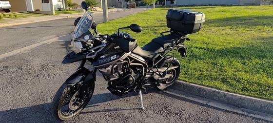 TRIUMPH TIGER 800 XRX 